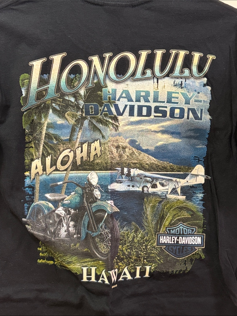 Harley Davidson Honolulu Hawaii Men's Graphic Tee Size Medium NWOT